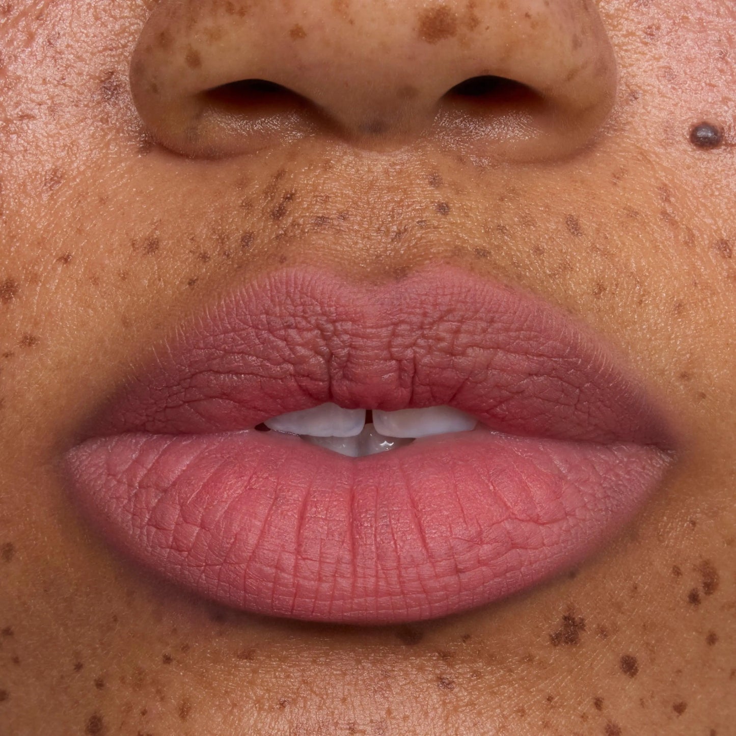 Cloud Whip Blurring Liquid Lip Color